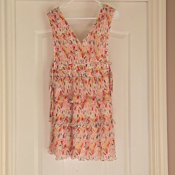 FATE Flowy Tiered Pink Floral Short Dress - Picture 1 of 10